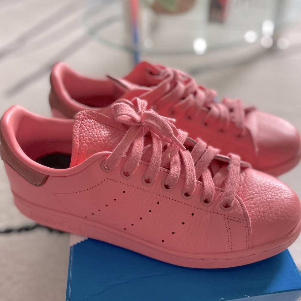 Stan Smith’s.